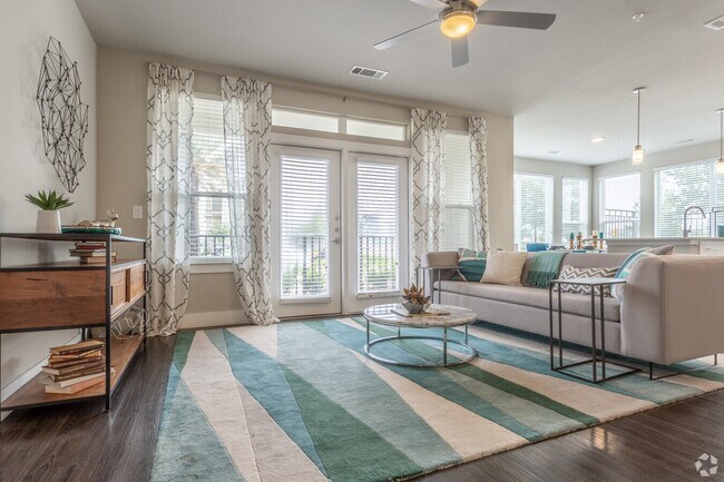 Building Photo - Countdown to Free Rent – 1 Month on Us!