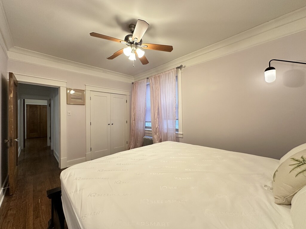 Building Photo - 5023 N Ridgeway Ave