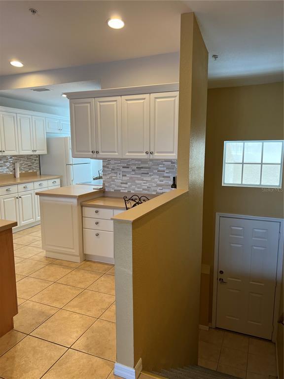 Building Photo - 7060 Strand Cir
