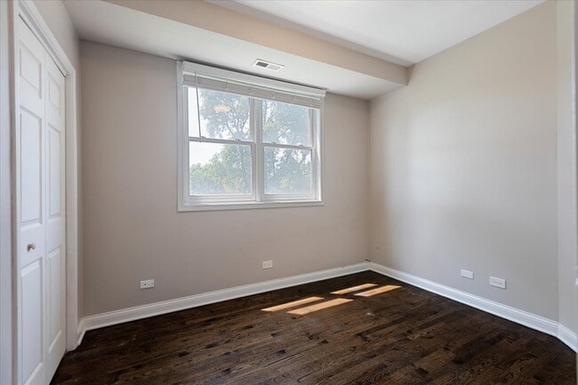 Building Photo - 4541 S Evans Ave