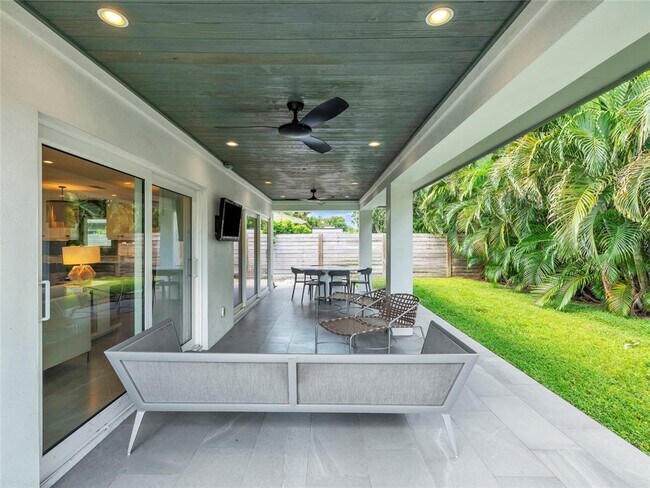 Building Photo - 4021 21st Ave N