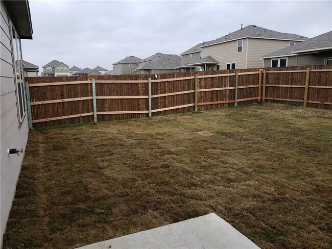 Building Photo - 1105 Cliffbrake Wy