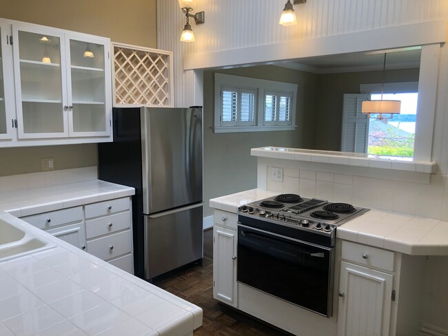 Building Photo - 3bd/2ba House in Leschi