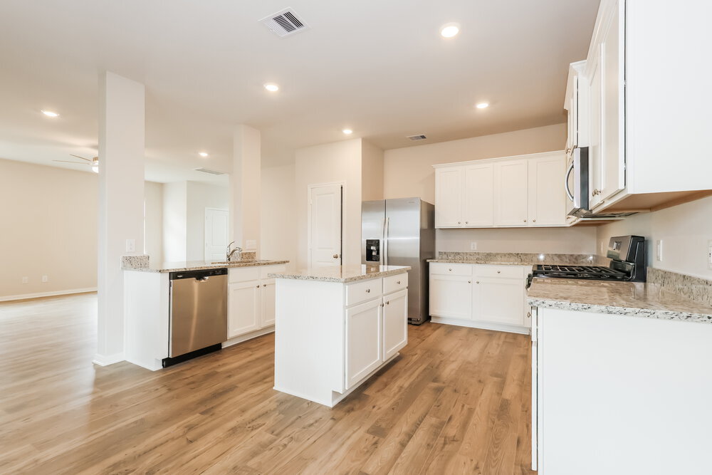 Building Photo - 15652 Plum Brk Dr