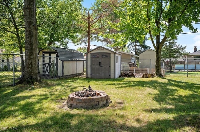 Building Photo - 5401 Woodbury Hills Dr