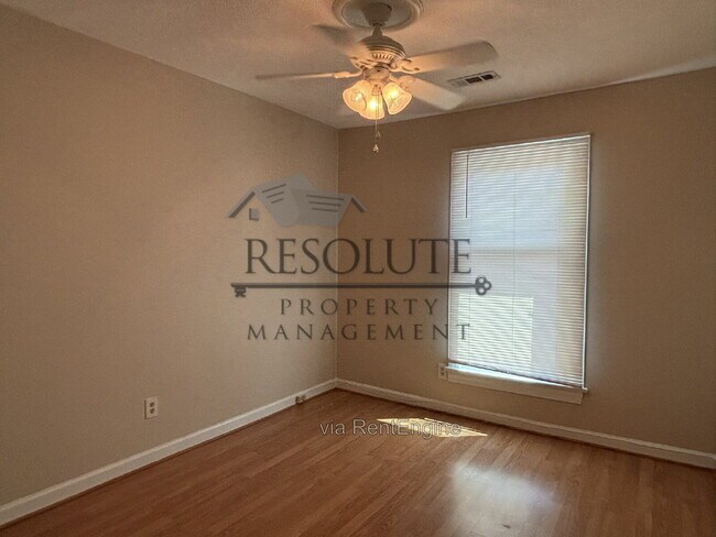 Building Photo - 6123 Highcastle Ct