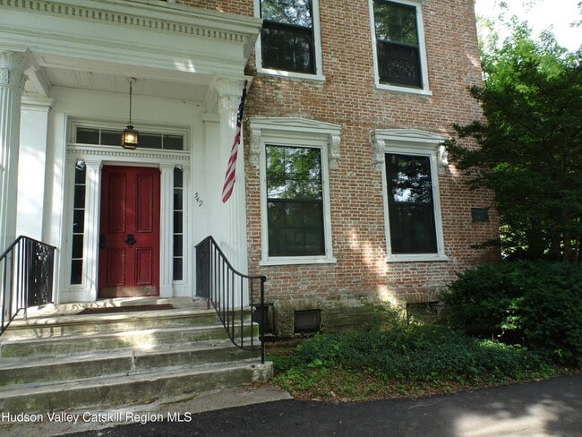 Building Photo - 549 NY-23B