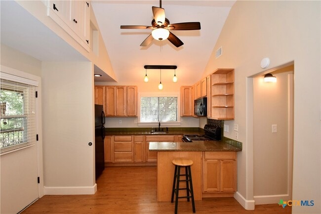 Building Photo - 2301 Lime Kiln Rd