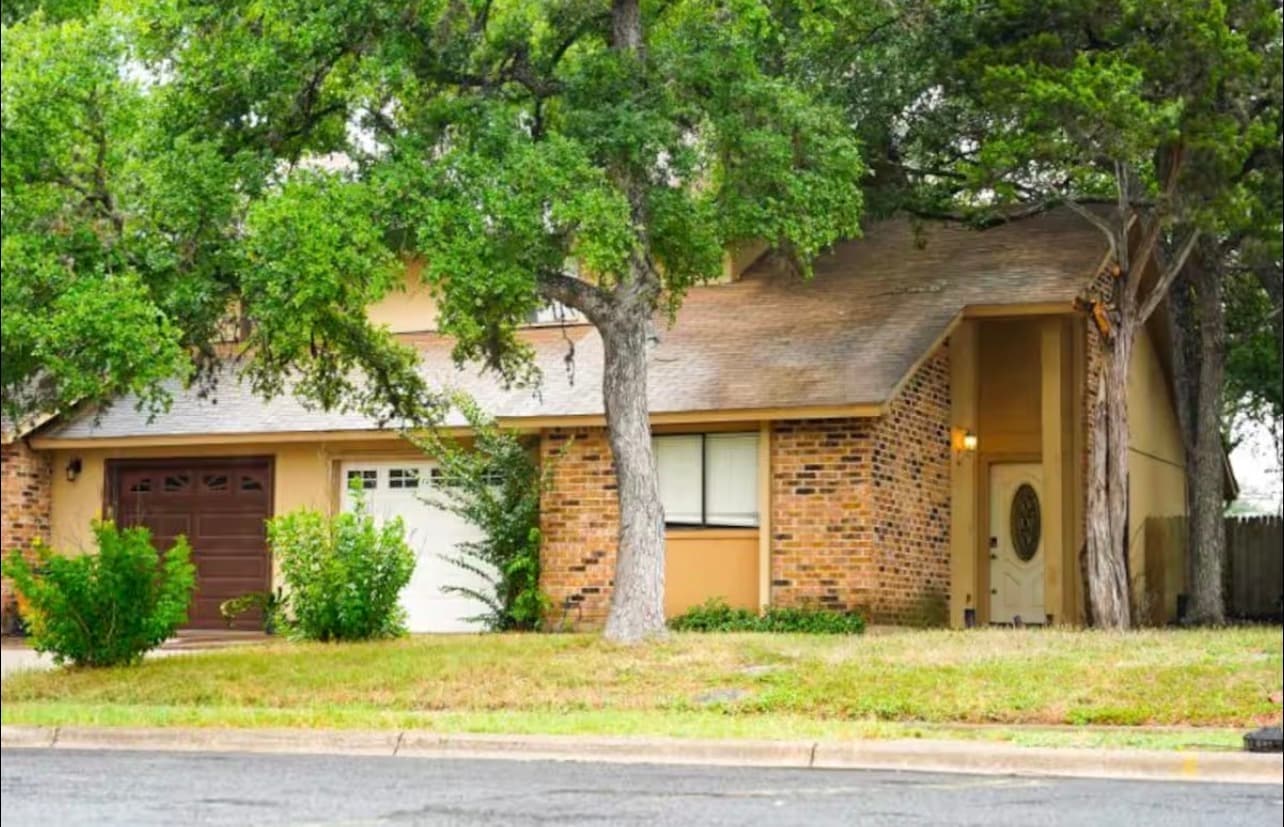 Building Photo - 1502 Aquifer Cv