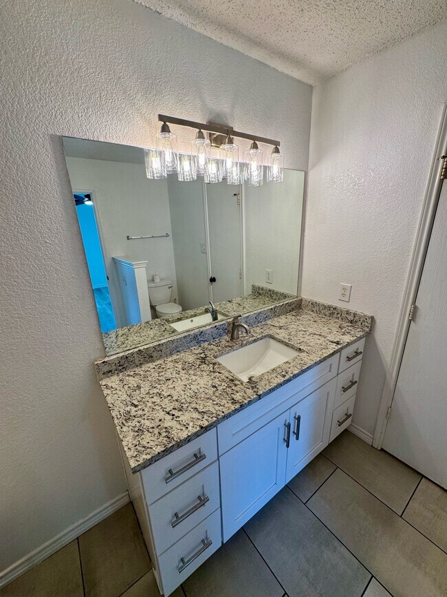 Building Photo - 2304 Corral Dr