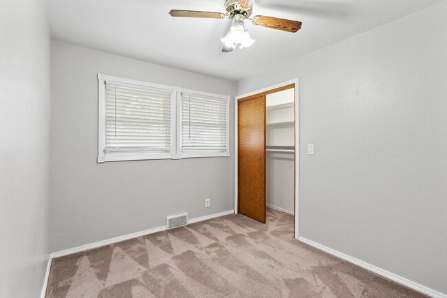 Building Photo - Beautiful South Perry Home