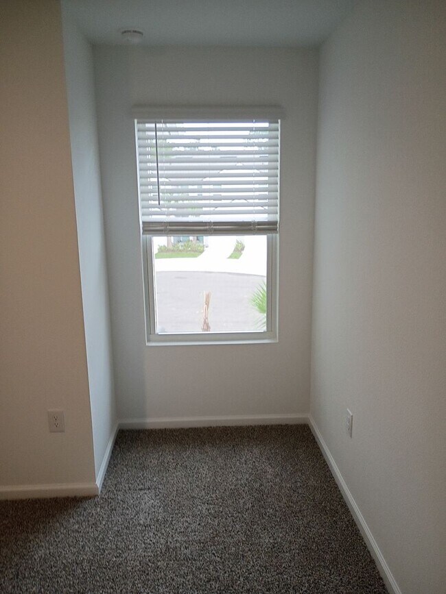Building Photo - 5659 Ansley St