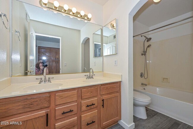 Building Photo - 7869 W Kristal Way