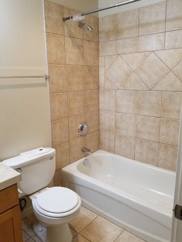 Building Photo - 1813 S Bush Pl