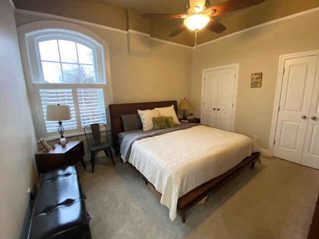 Building Photo - 813 Brewer Ave