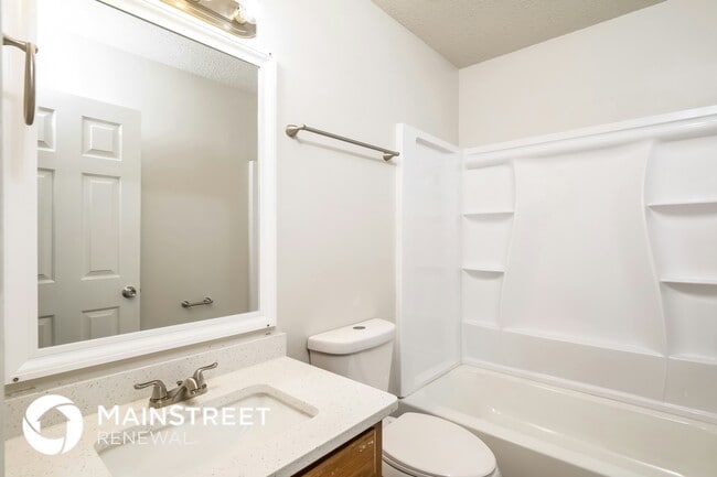 Building Photo - 7073 Gleneagles Dr