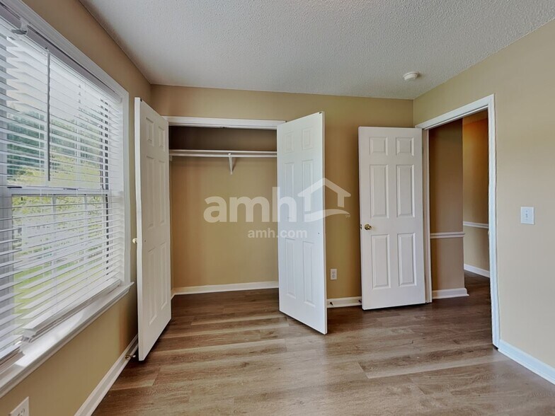Building Photo - 4103 Chilton Way