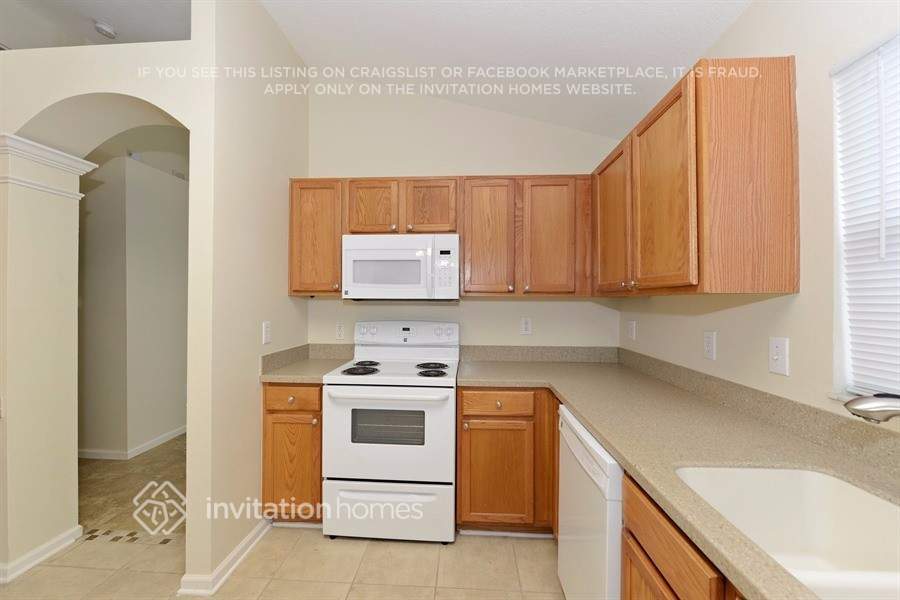 Building Photo - 5850 War Admiral Dr