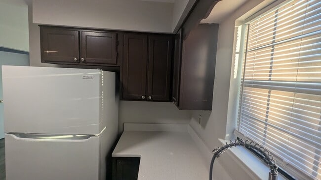 Kitchen Pic 5 - 824 Orlando St