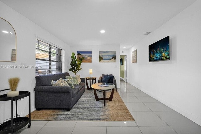 Building Photo - 25420 SW 124th Pl