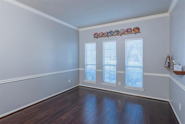 Building Photo - 3818 Houston Lake Dr