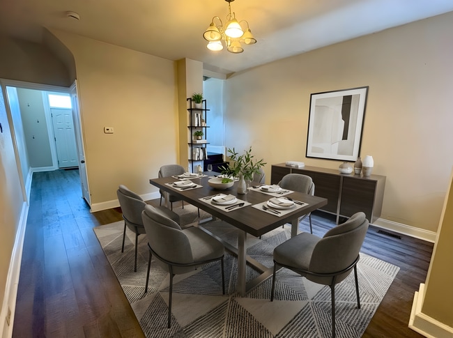 Building Photo - 3 Bedroom 1 Bathroom in Harrisburg!