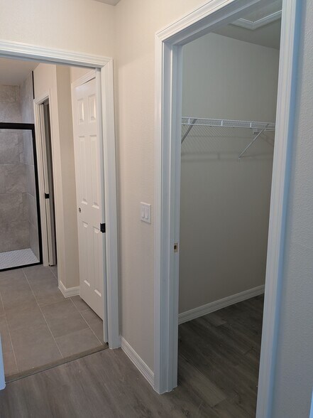 Building Photo - 7352 Quarry St