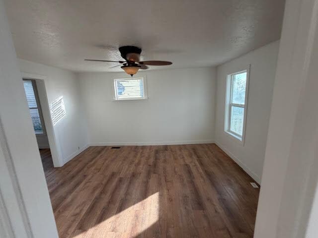 Building Photo - 829 S McClelland St