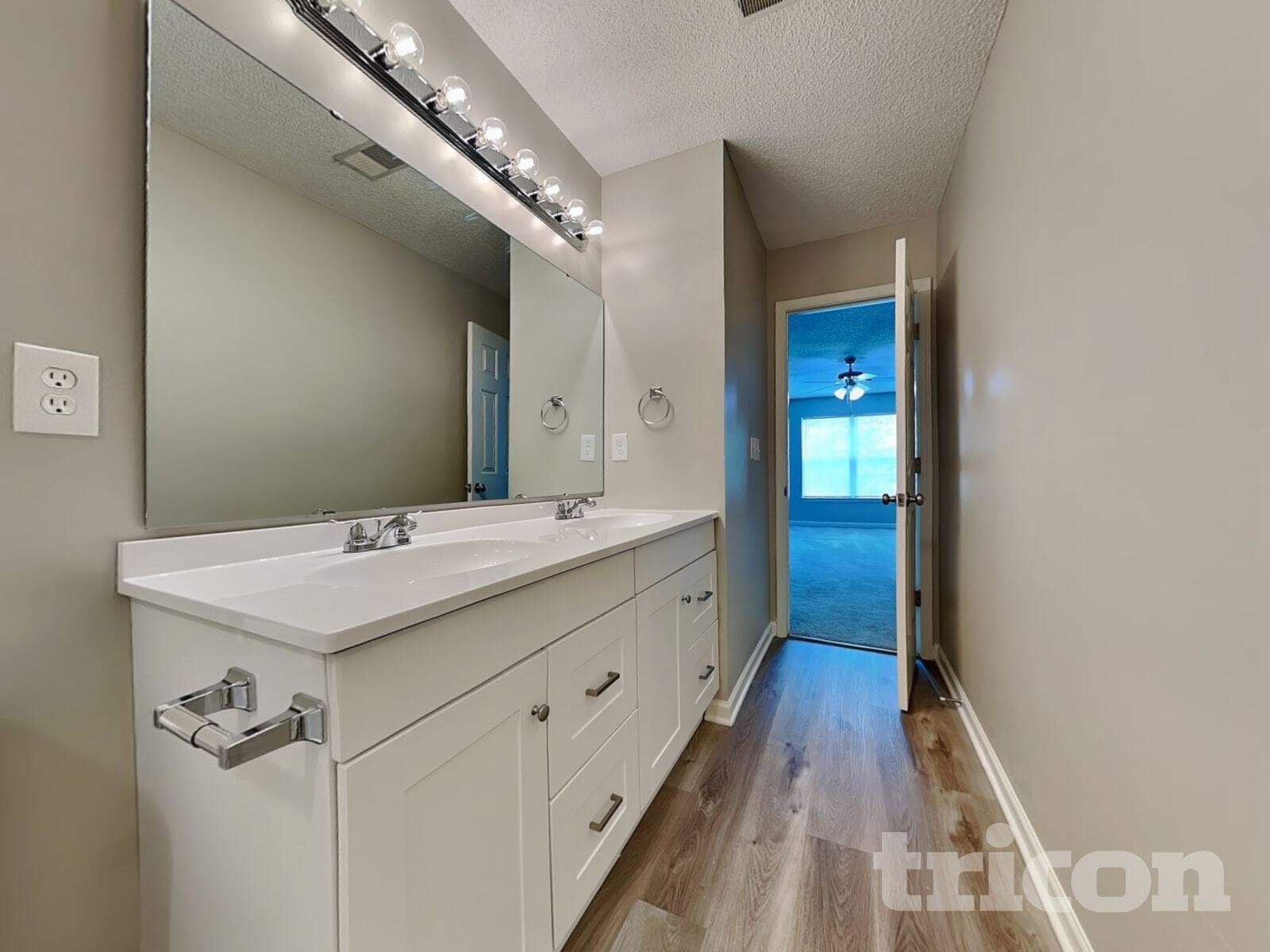 Building Photo - 121 Eagle Pointe Dr