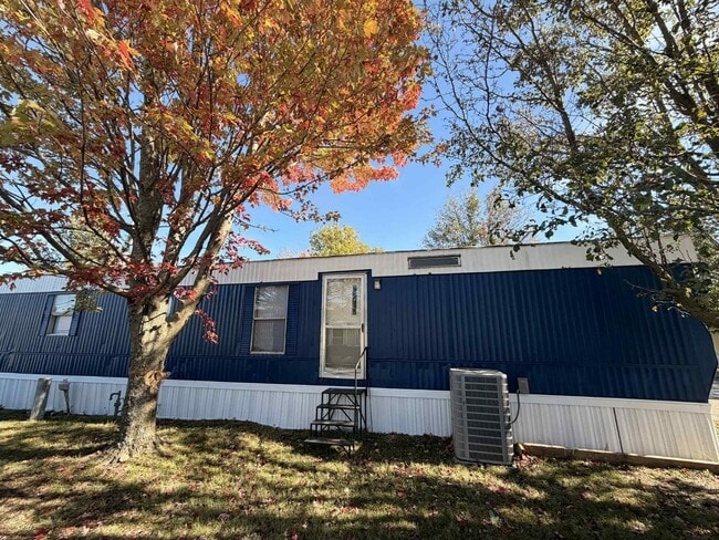Building Photo - Shared Trailer for Rent – Webb City, MO.