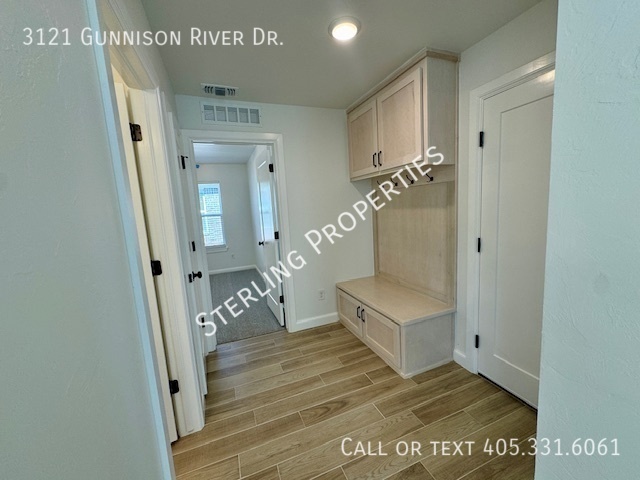 Building Photo - 3121 Gunnison River Dr