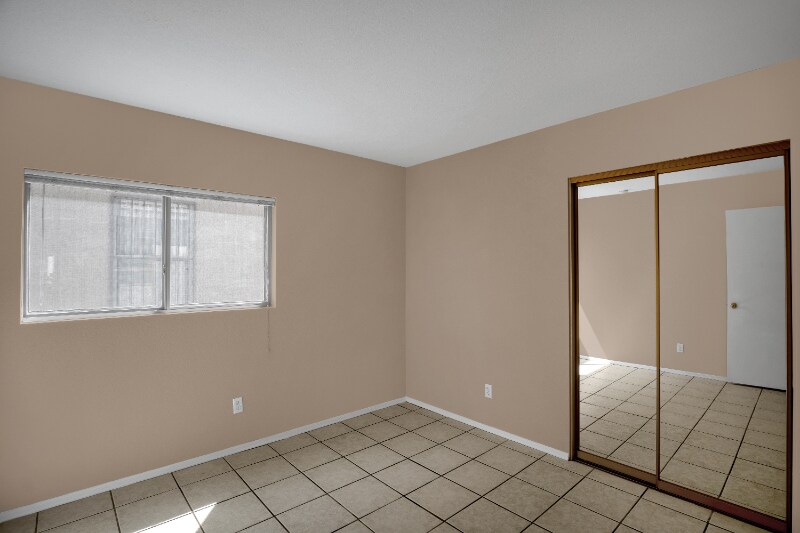 Building Photo - 6198 S Avenida Du Printemps