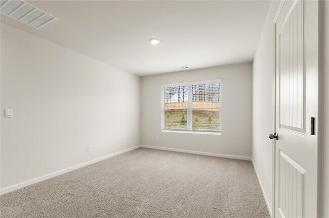 Building Photo - 348 Belmont Dr