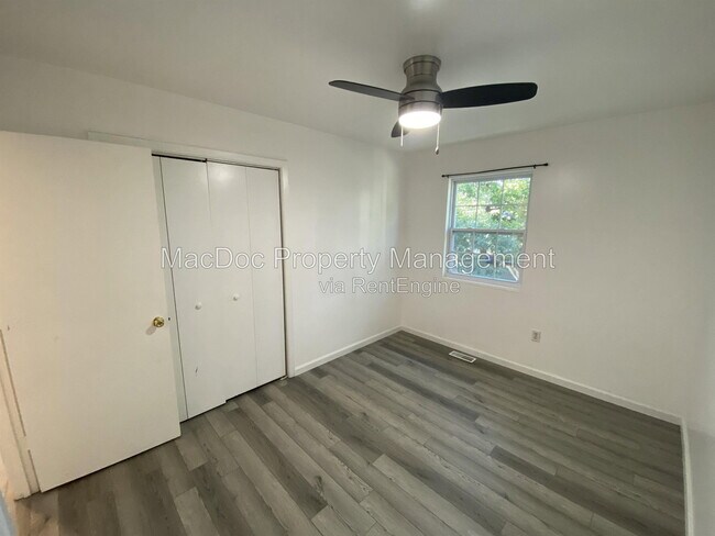 Building Photo - 810 Sledgehammer Dr