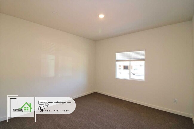 Building Photo - 3651 Ginny Ct