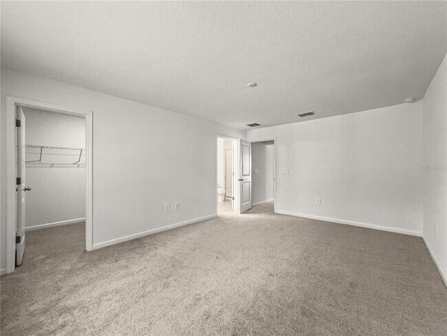 Building Photo - 3534 SE 37th Ct