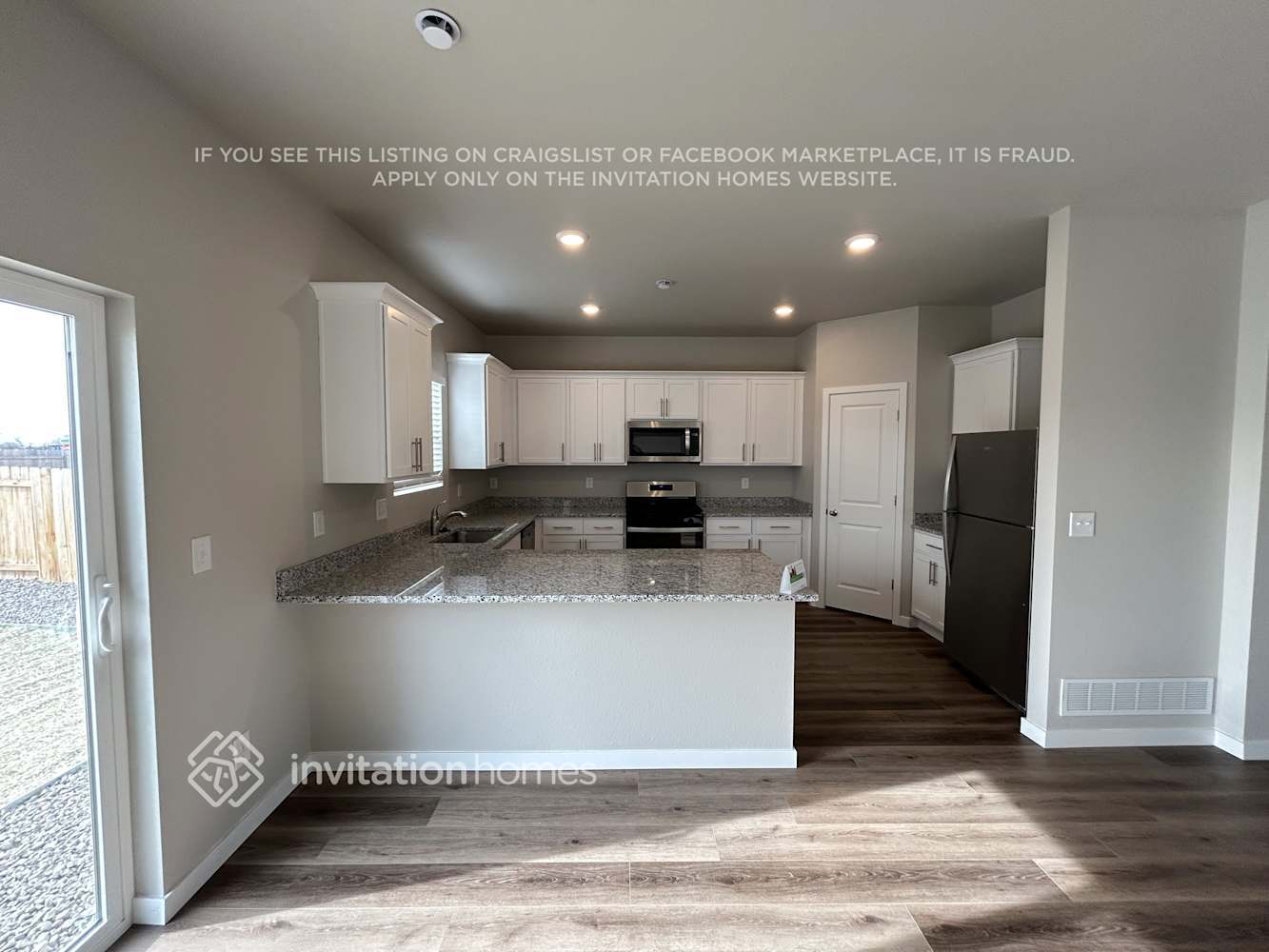 Building Photo - 2224 Alyssa St