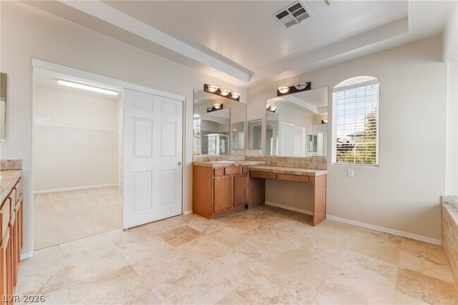 Building Photo - 224 Uccello Dr