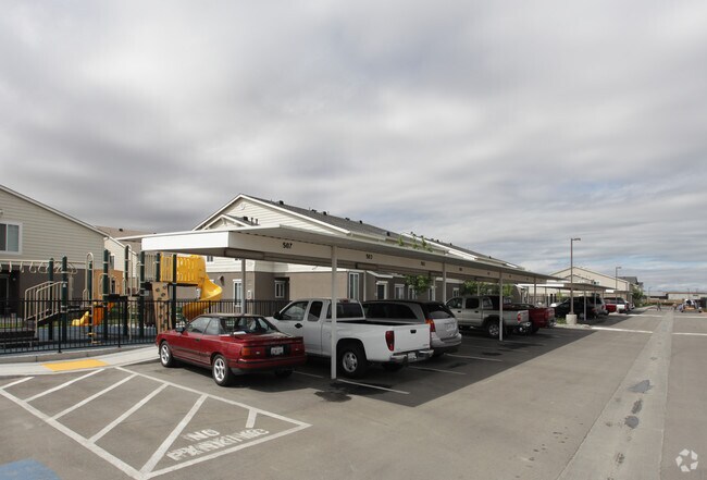 Building Photo - Lozano Vista Apartments
