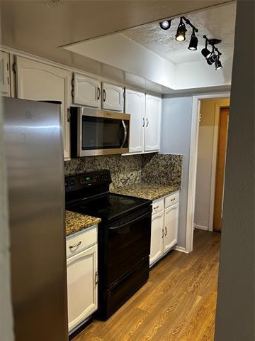 Building Photo - 2816 Capella Cir