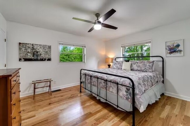 Building Photo - 608 Flowers Gap Rd