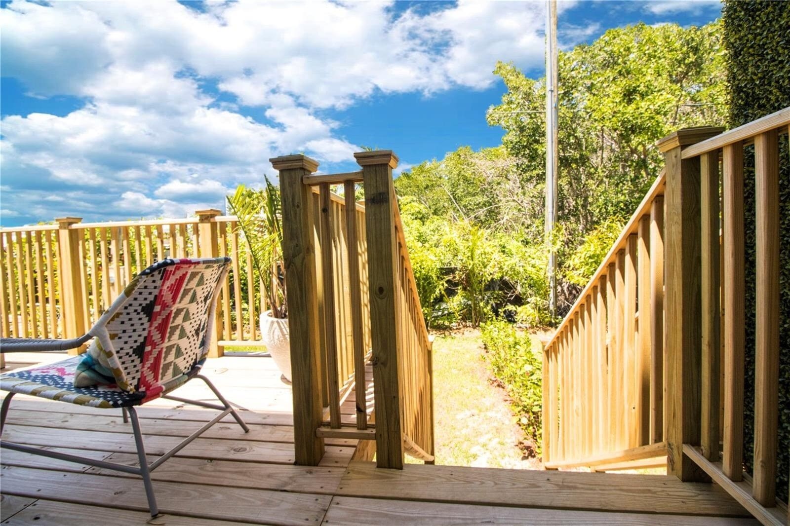 Building Photo - 2465 NE 135th St