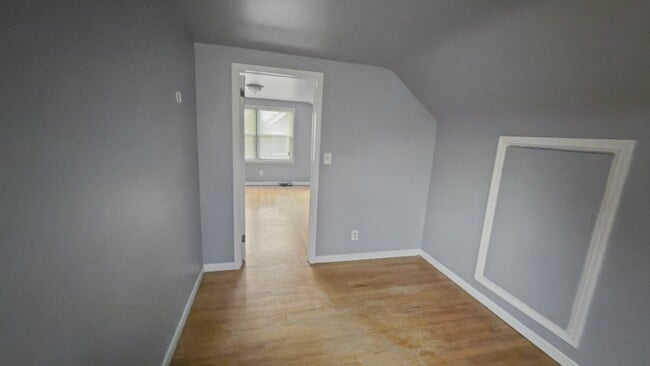 Building Photo - 3625 Chatsworth St