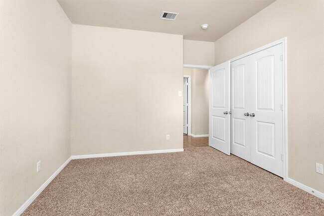 Building Photo - 11502 W Woodmark