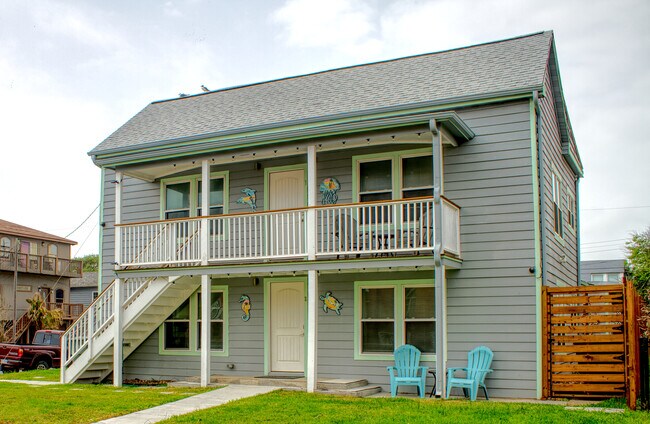 Building Photo - 1028 Avenue K
