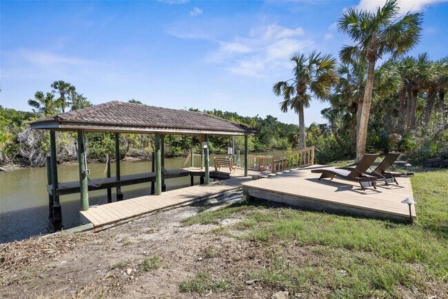 Building Photo - 67 Island Estates Pkwy