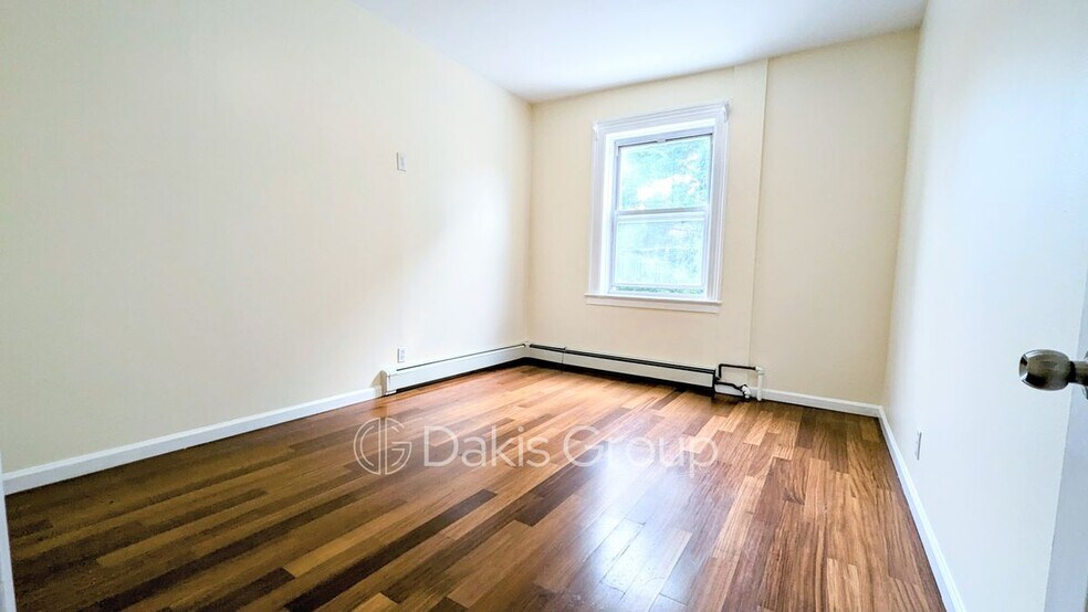Building Photo - 12-15 31st Drive, 2