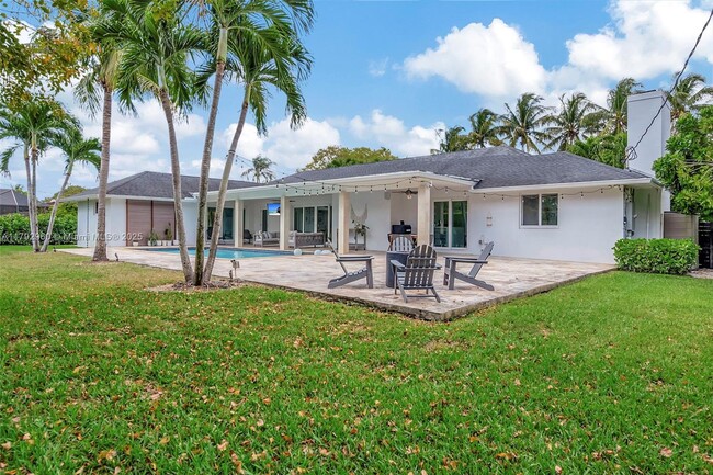 Building Photo - 12895 SW 75th Ave