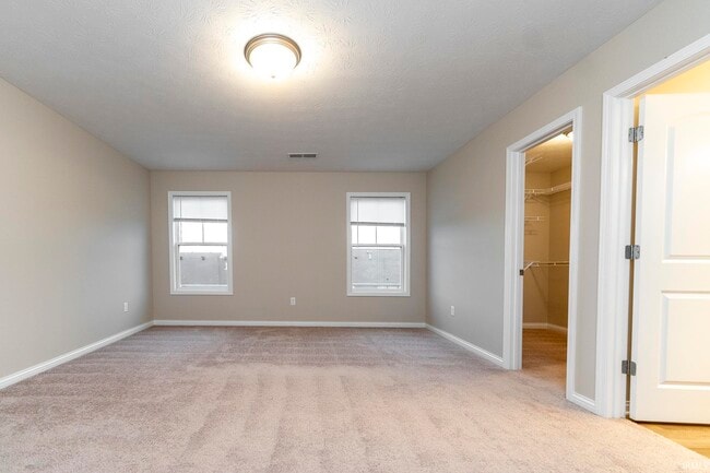 Building Photo - 5621 Camden Dr