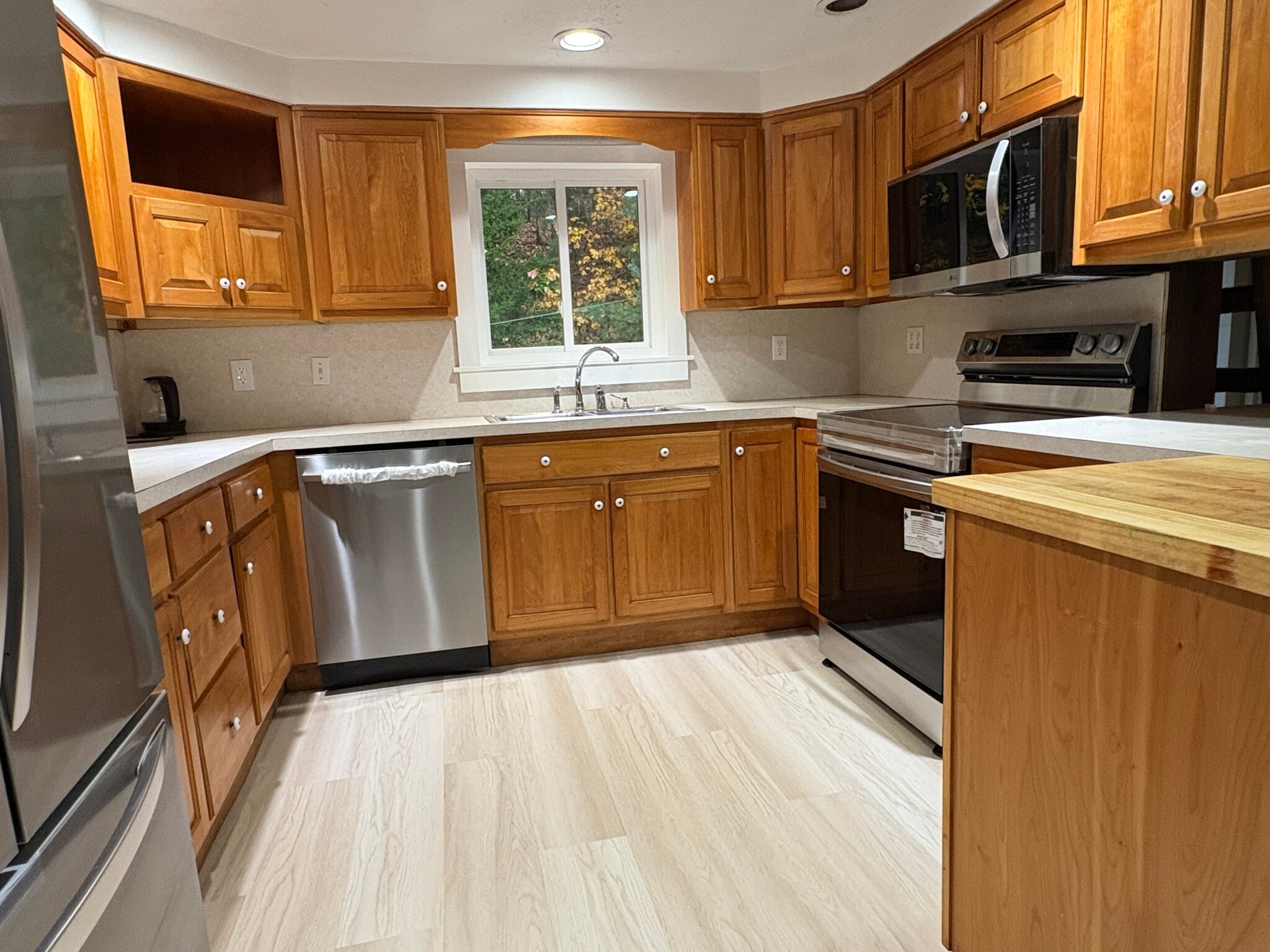 Building Photo - 30 Beechmont St